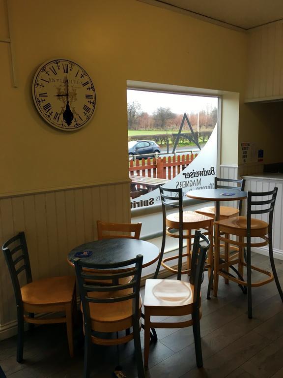 Redbeck Motel Wakefield Bagian luar foto